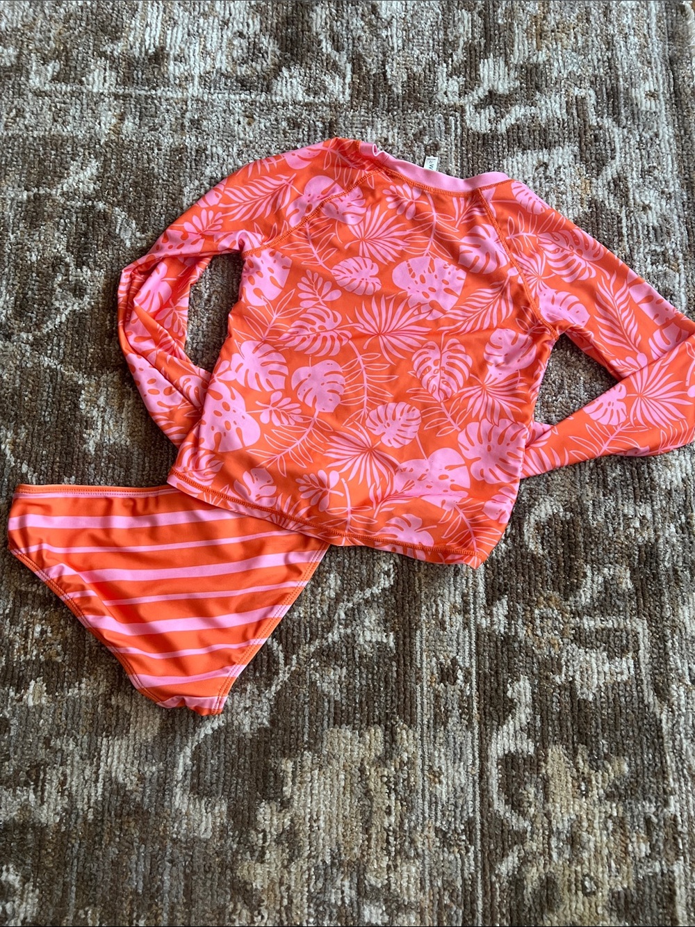Girls Size 10-12 Rashguard Bundle - Picture 6 of 8